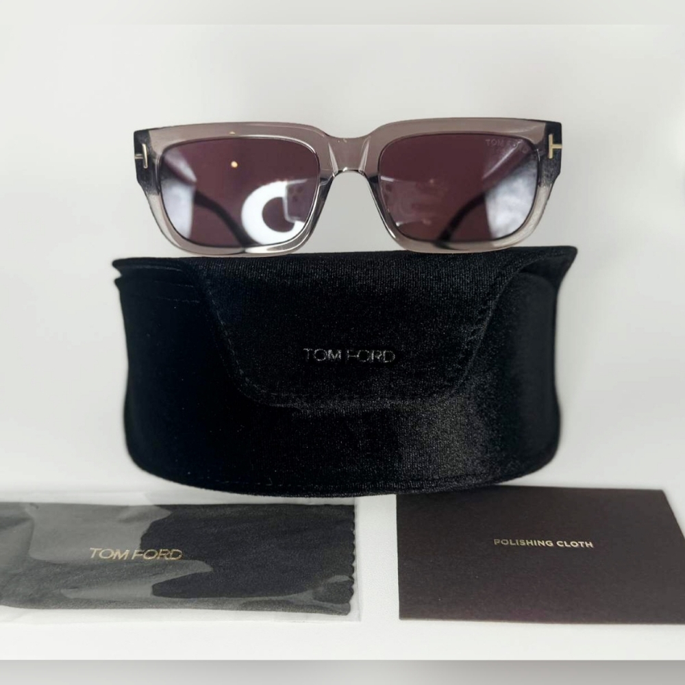 ✨ **NEW** Tom Ford Ezra Sunglasses TF1075 45U Transparent - AUTHENTIC